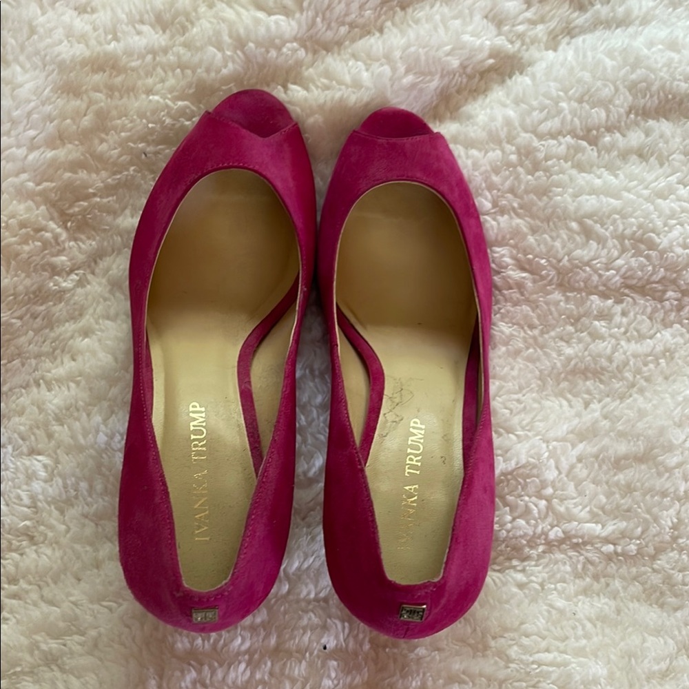 Ivanka Trump Pink Heels Suede Classic